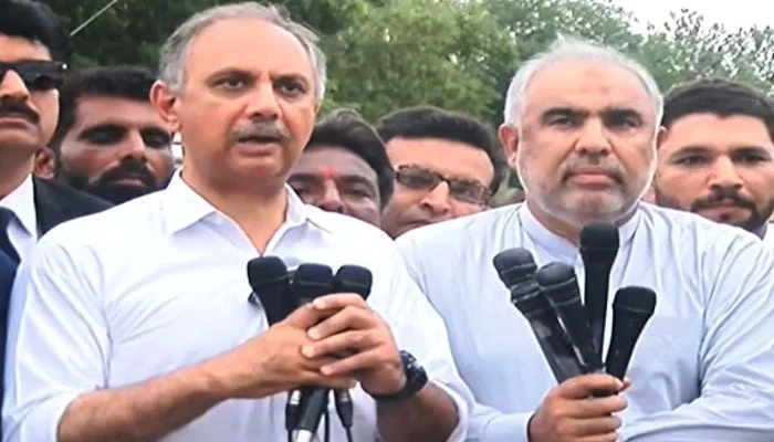 PTI Pledges to Establish Powerful Opposition Coalition Against PML-N Government