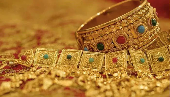 Gold Reaches Unprecedented High Amid Global Market Surge
