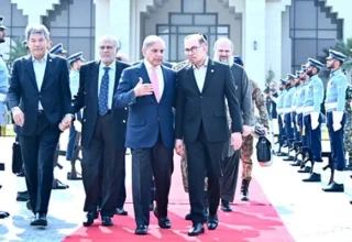 Malaysian PM Concludes Successful Three-Day Visit to Pakistan with Significant Outcomes