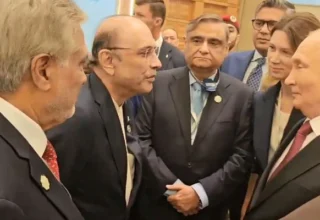 Zardari and Putin Commit to Strengthening Bilateral Relations at Ashgabat Meeting