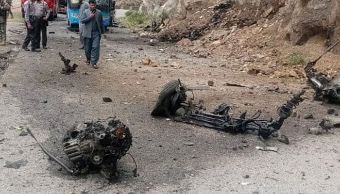 Tragic Suicide Blast in North Waziristan Claims Lives of Six, Including Four Police Officers